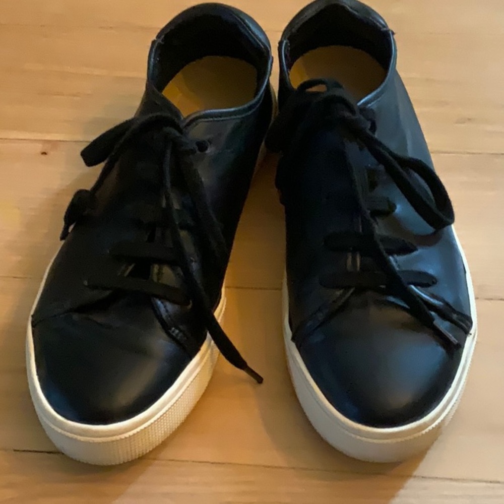 Splendid Women’s Leather Sneakers 8